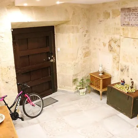 Apartment Contemporary In - 45 Sqm - Wheelchair Access