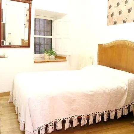 Apartment Contemporary In - 45 Sqm - Wheelchair Access Salamanca